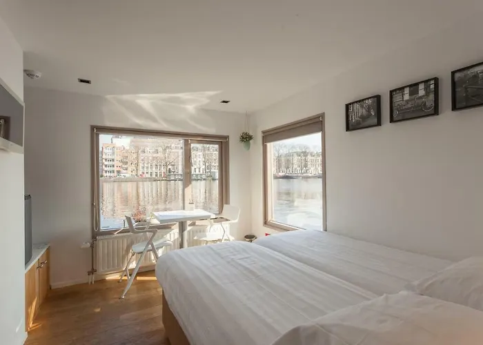 Houseboat Little Amstel Úszó hotel Amszterdam