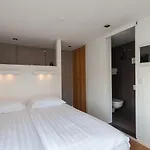 Houseboat Little Amstel أمستردام
